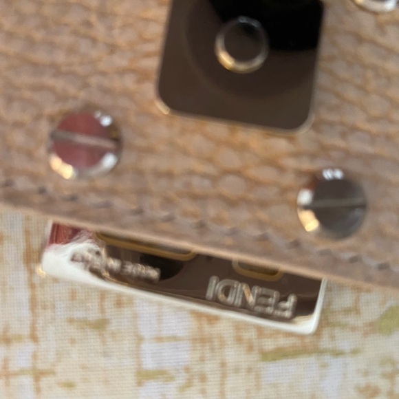 Fendi bag used once - Picture 6 of 9